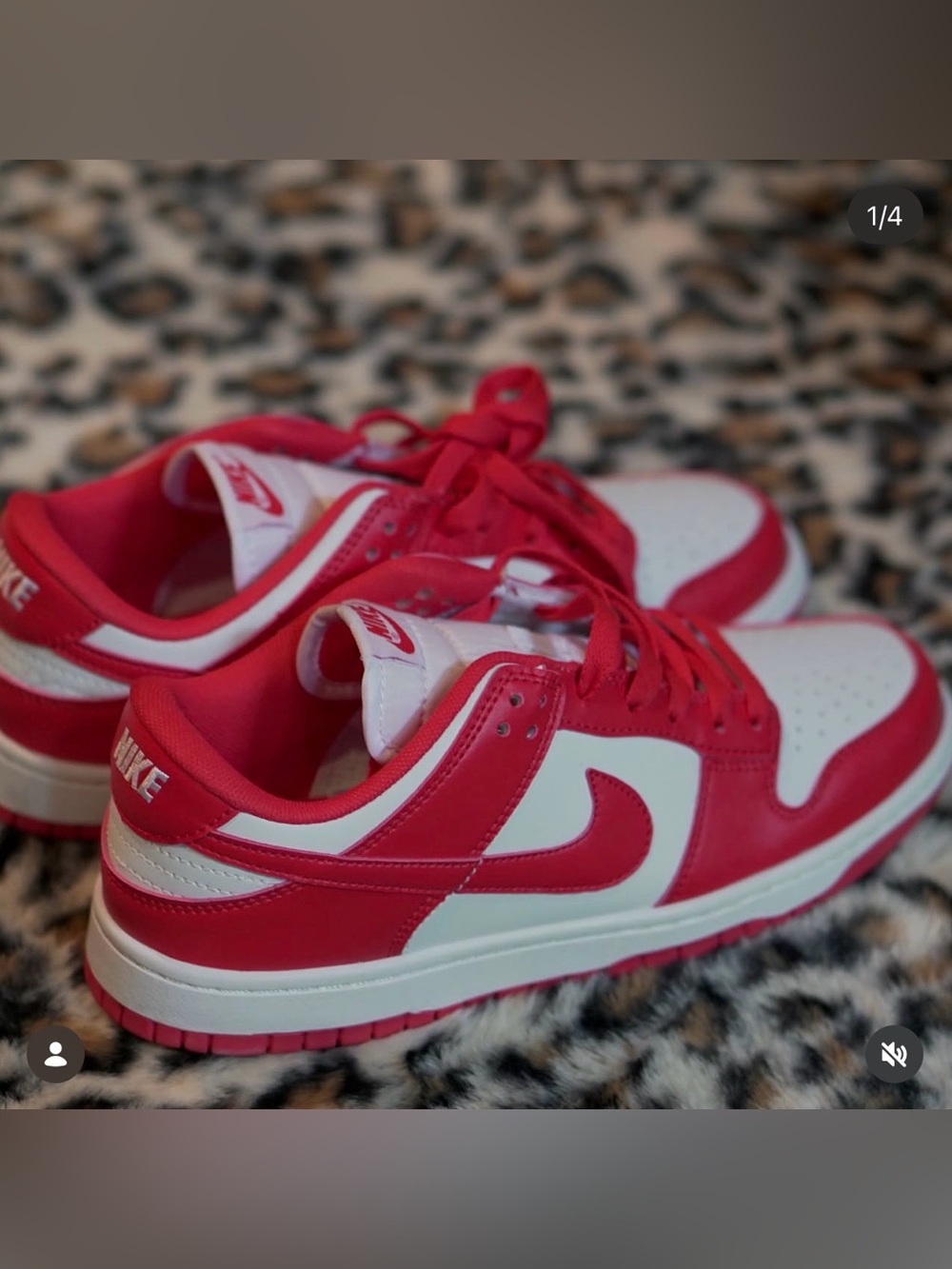 Nike Men’s White and Red Low-Top Sneakers